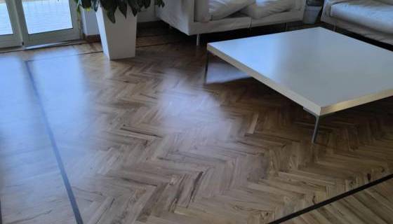 Posa parquet a spina a Siracusa